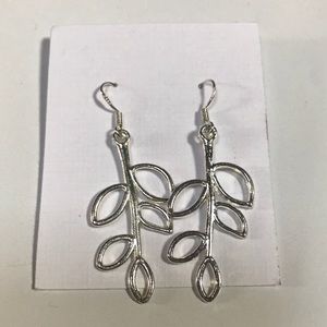 Leaf Design Earrings